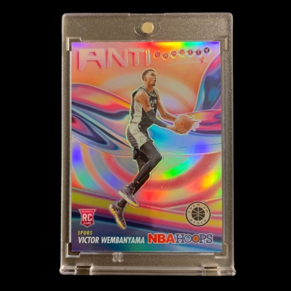 🔥VICTOR WEMBANYAMA ROOKIE CARD (RC) RARE SILVER PRIZM REFRACTOR HOLO SP - Picture 1 of 5